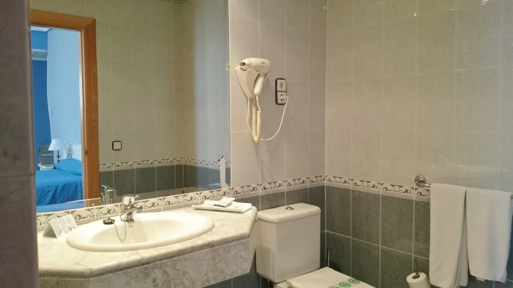 DOUBLE STANDARD Room, Checkin Parla Madrid, Madrid