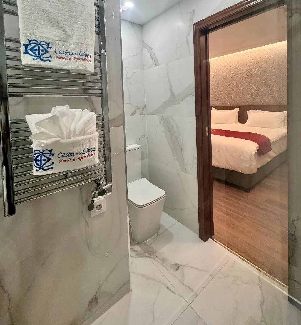 TRIPLE CAPACITY 3 ONE BEDROOM Room, Hotel Boutique Casón De Los López, Madrid