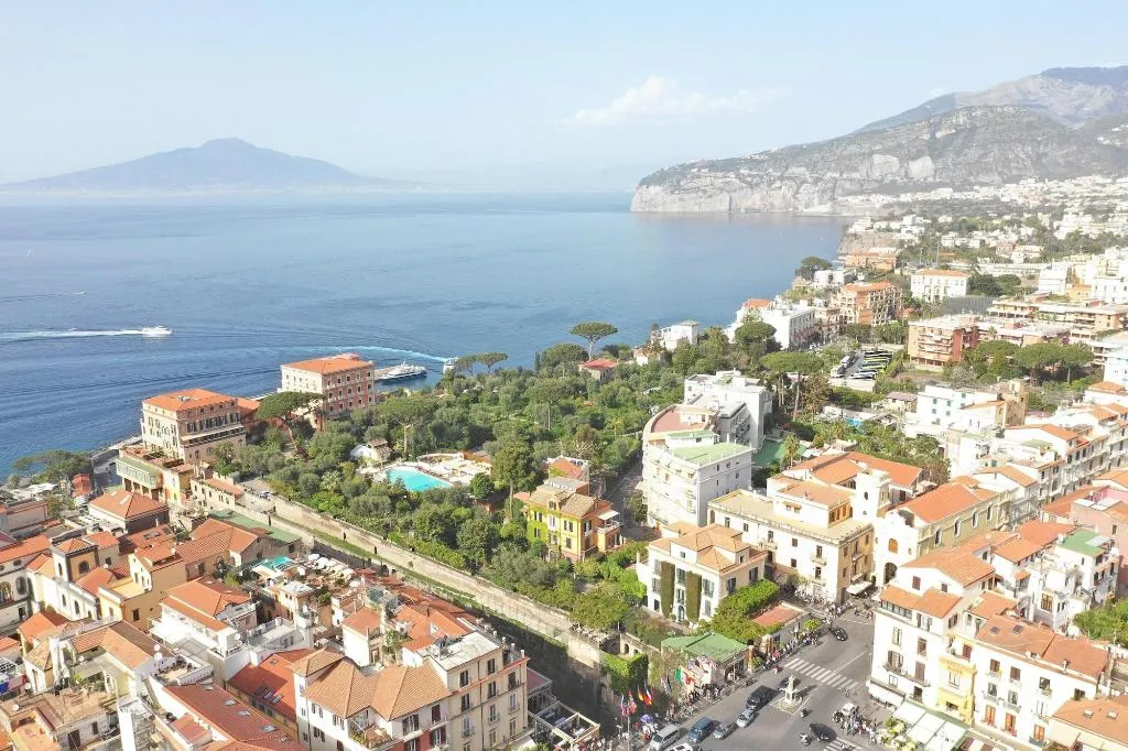 General view, Sorrento Deluxe B B, Naples
