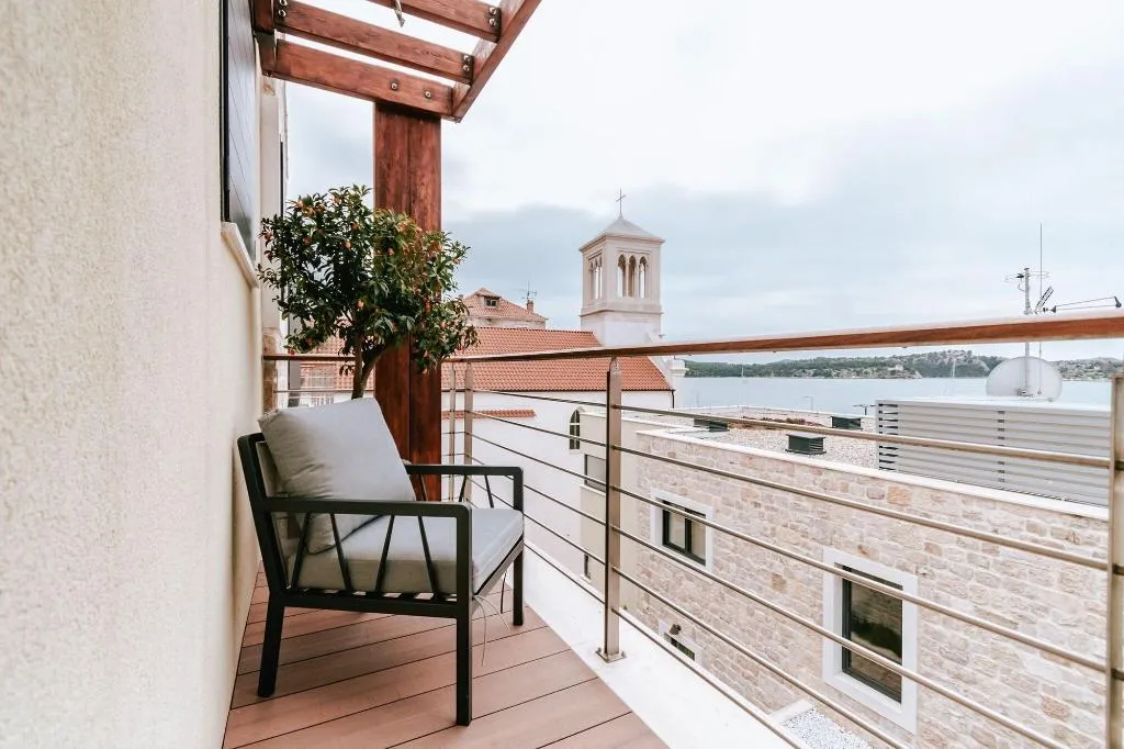 Room, Armerun Heritage Hotel & Residences, Split