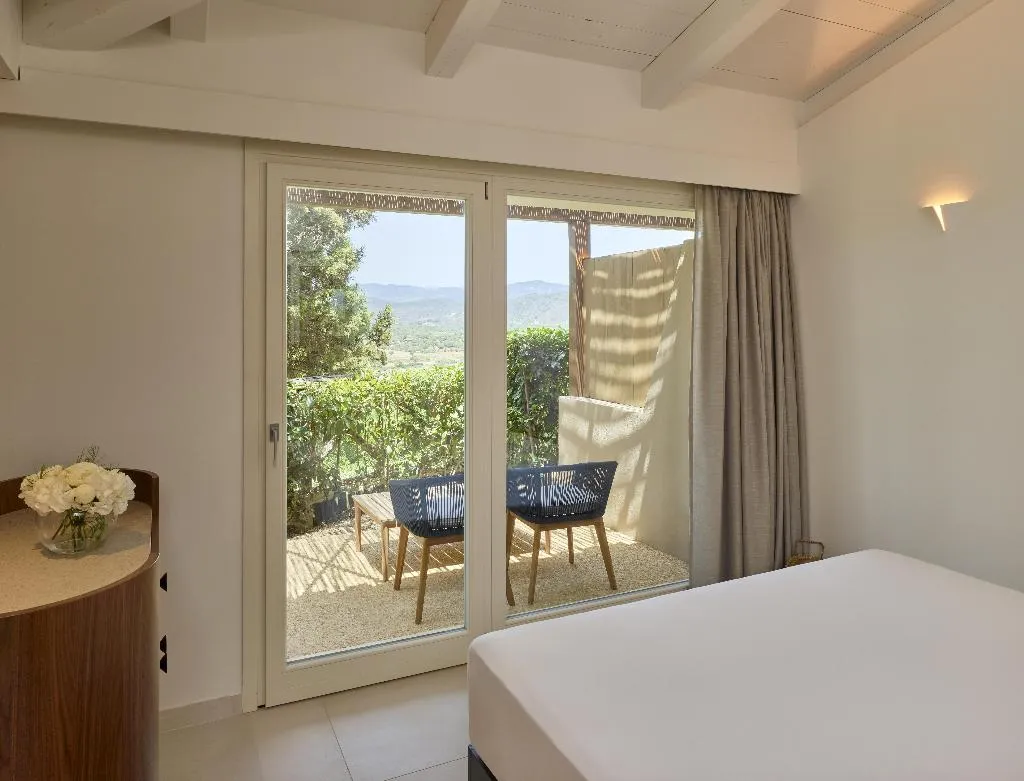DOUBLE DELUXE Room, Baia di Chia Resort Sardinia, Curio Collection, Cagliari