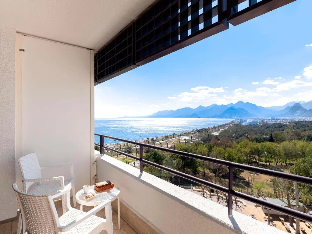 DOUBLE COMFORT Room, Rixos Downtown Antalya L.O.L.ThemePark Free Access, Antalya