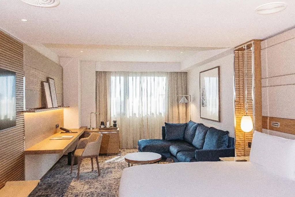 SUITE CLUB Room, InterContinental Barcelona, Barcelona
