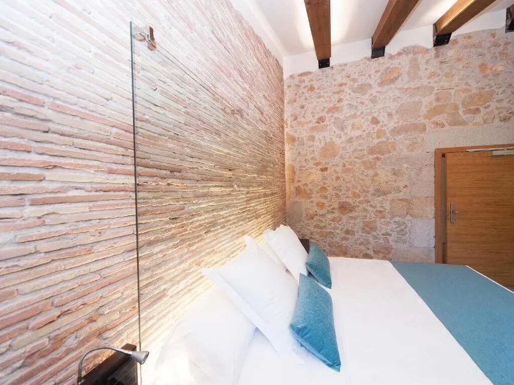 Room, Hotel Molí de l'Escala, Costa Brava