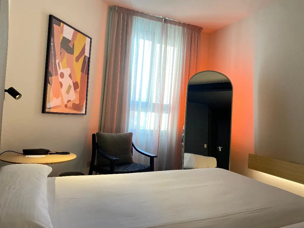DOUBLE STANDARD Room, Onix Fira, Barcelona
