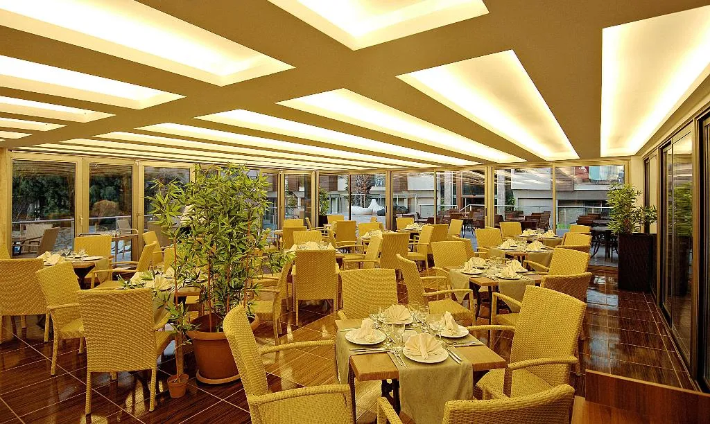 Restaurant, Ambassador Plaza Hotel, Antalya