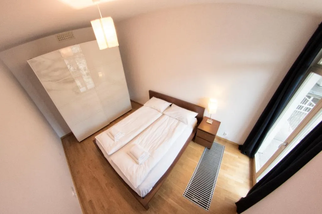 APARTMENT CAPACITY 5 ONE BEDROOM Room, Yourplace Biskupia Apartments, Krakow