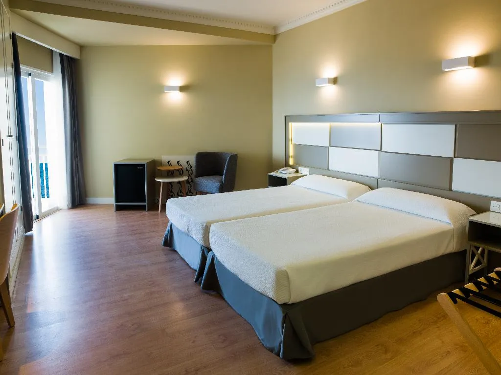 Double or Twin STANDARD Room, Monarque Torreblanca, Costa Del Sol