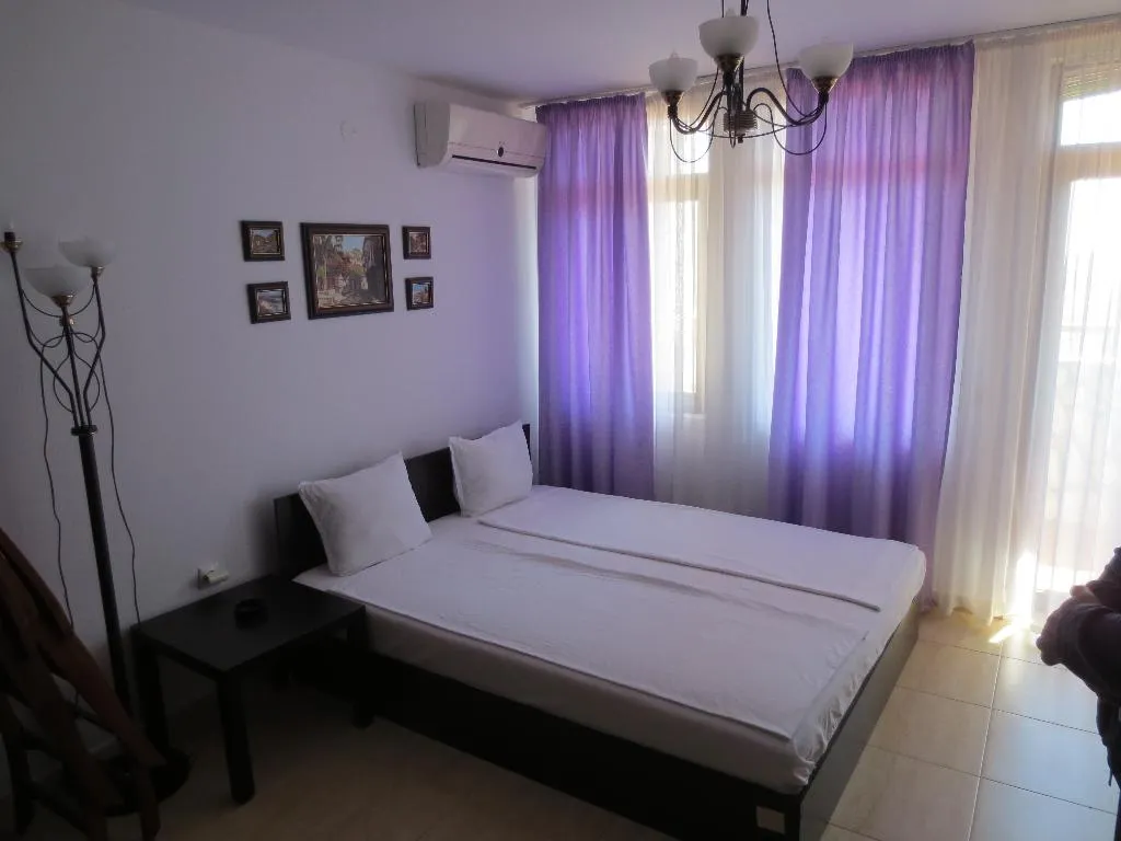 STUDIO STANDARD Room, Etara III, Bourgas