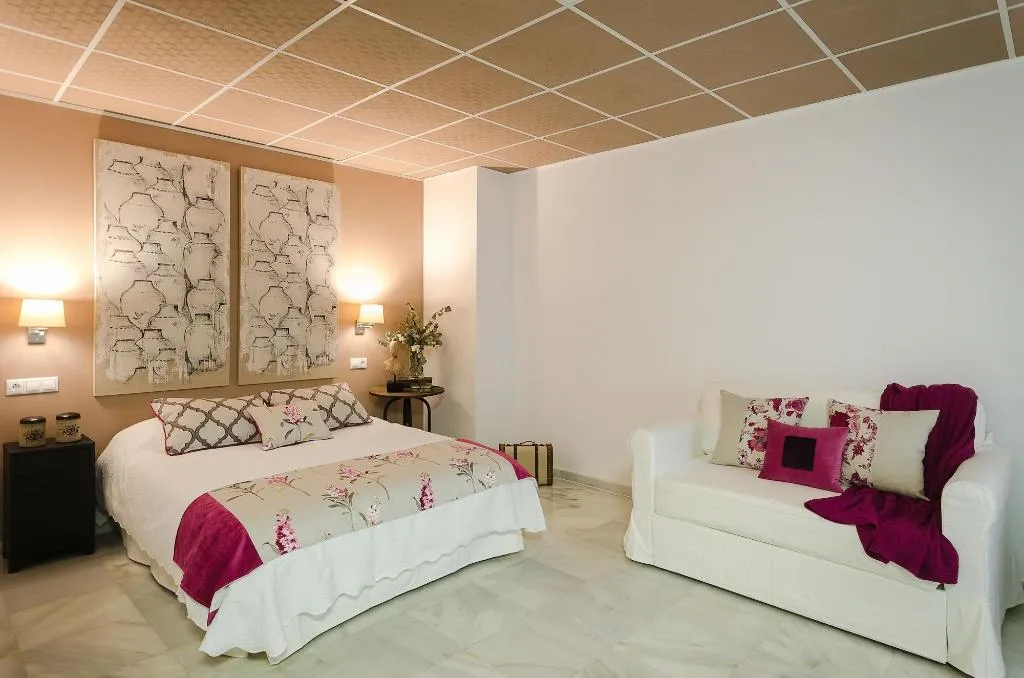 Room, Luces De Catedral, Costa Blanca