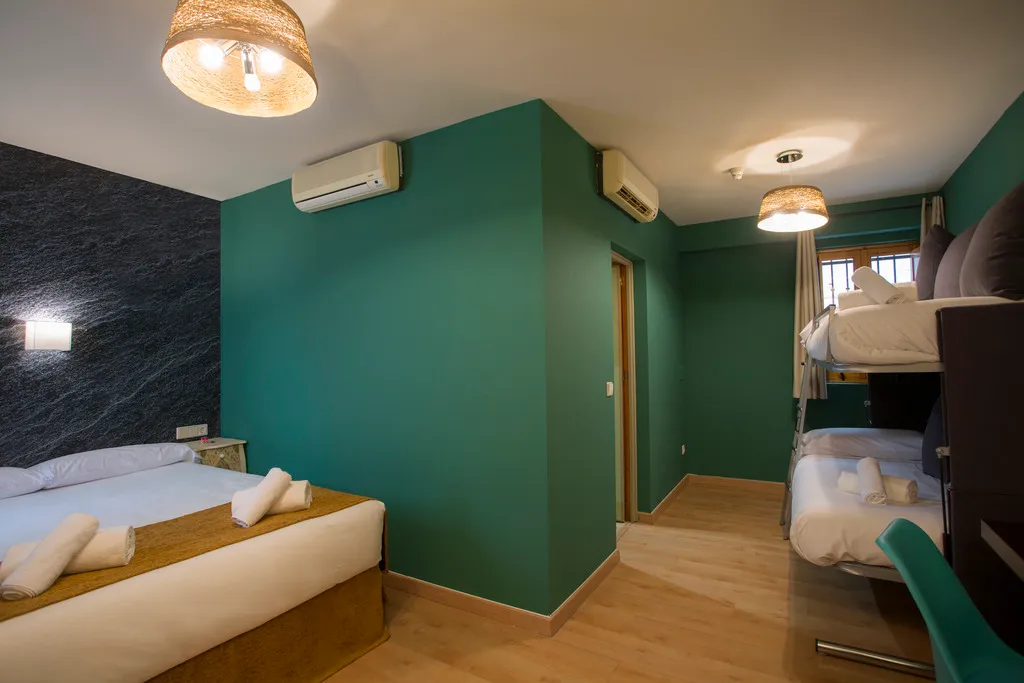 QUADRUPLE STANDARD Room, Casual don Juan Tenorio Sevilla, Seville