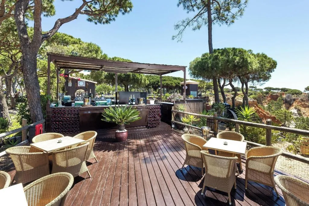 Restaurant, Pine Cliffs Residence, Algarve