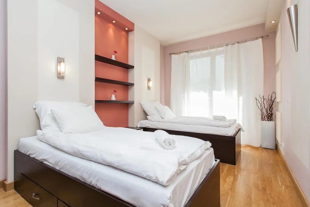 APARTMENT CAPACITY 4 TWO BEDROOMS Room, Hamilton Suites - Atlantis Apartments, Krakow