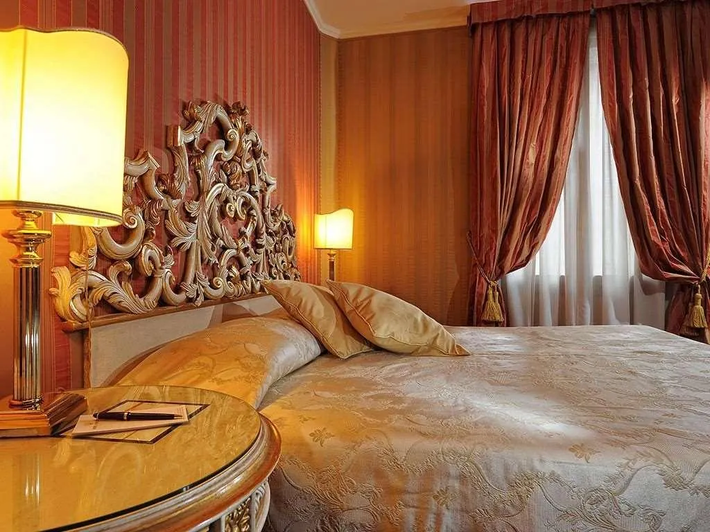 Room, Concordia, Venice