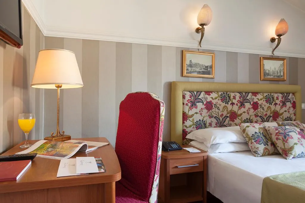 Room, Hotel Kennedy, Rome