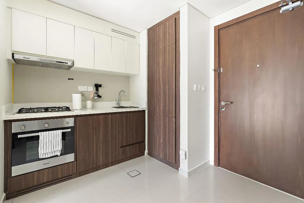 STUDIO CITY VIEW Room, Vera Residences, Dubai