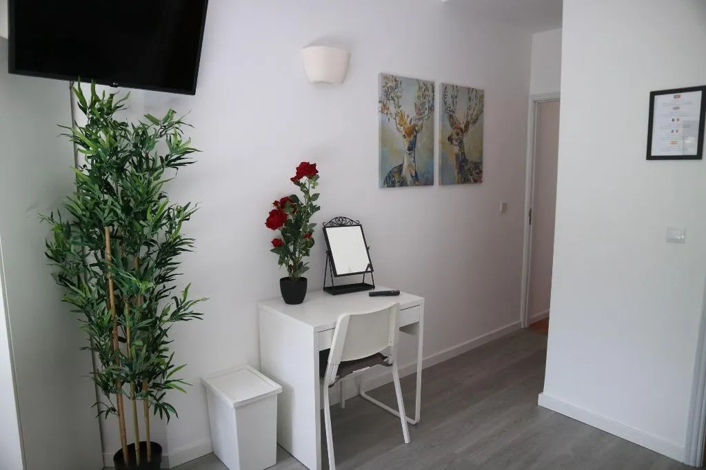 Room, Residencial Triunfo, Porto