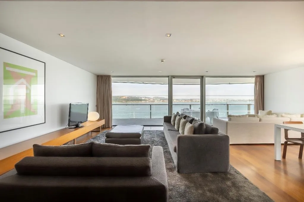 APARTMENT THREE BEDROOMS Room, Troia Design Hotel, Lisbon