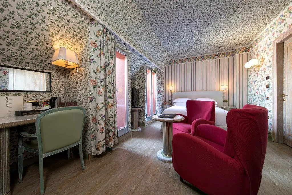 DOUBLE SINGLE USE DELUXE Room, Hotel Capitol, Milan