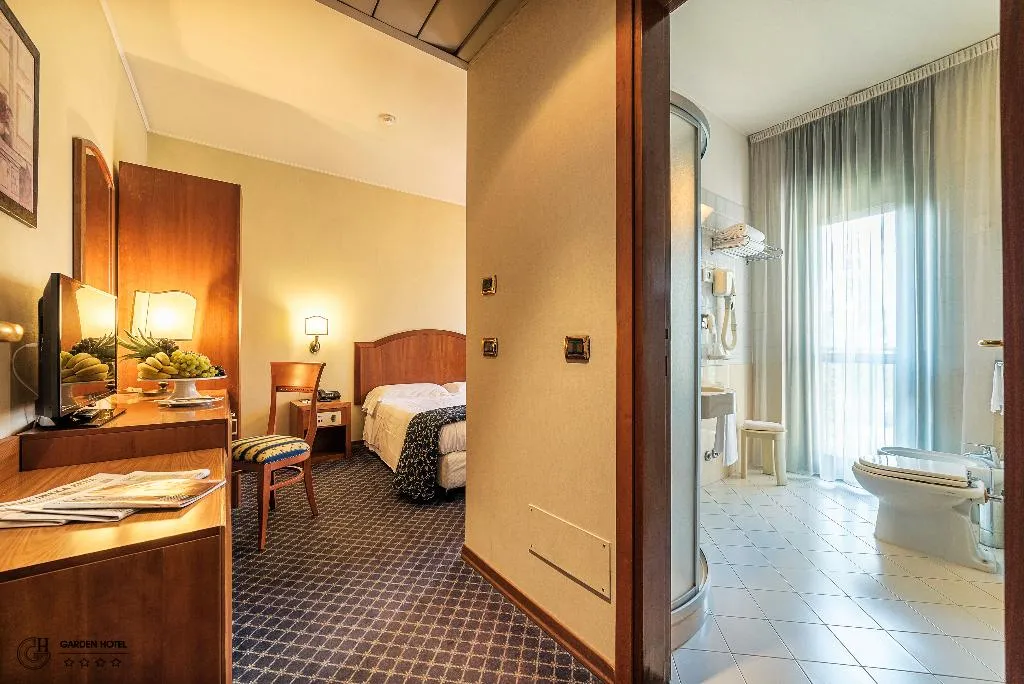 Double or Twin CLASSIC Room, Garden Hotel, Umbria