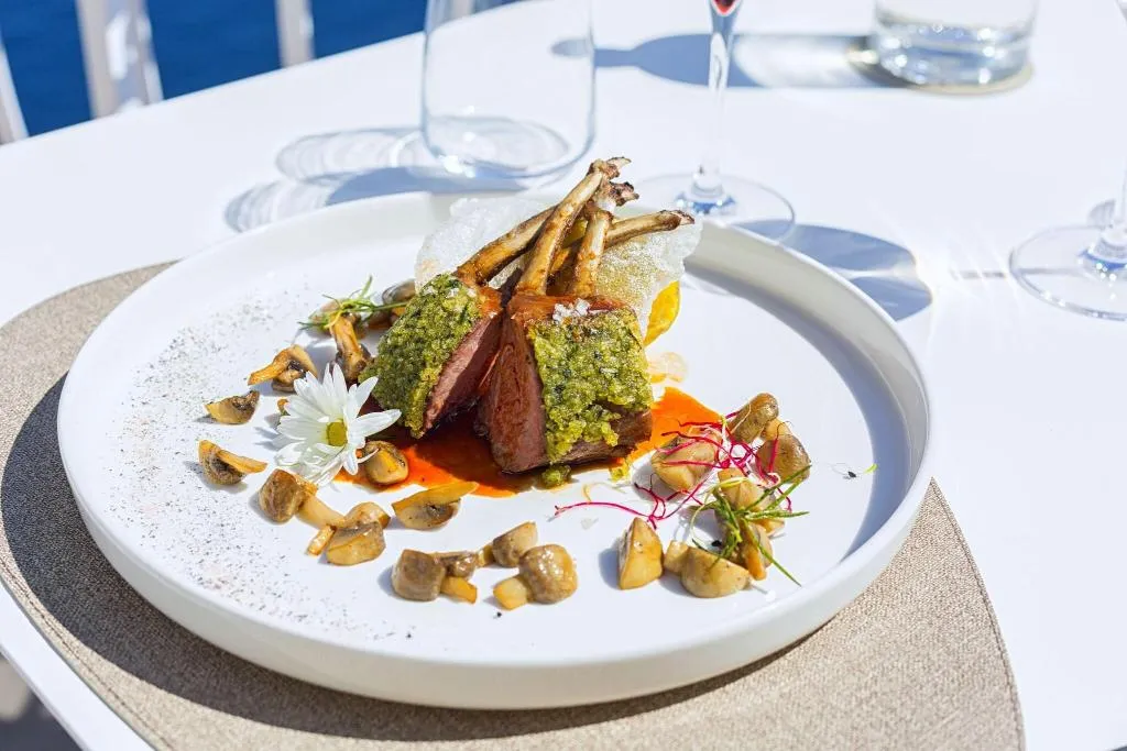 Restaurant, Belair, Naples