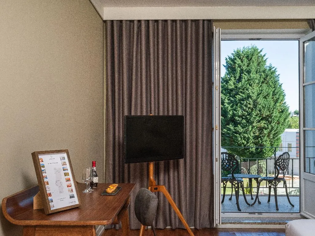 DOUBLE DELUXE WITH BALCONY Room, Forrester Essence Douro Hotel, Porto