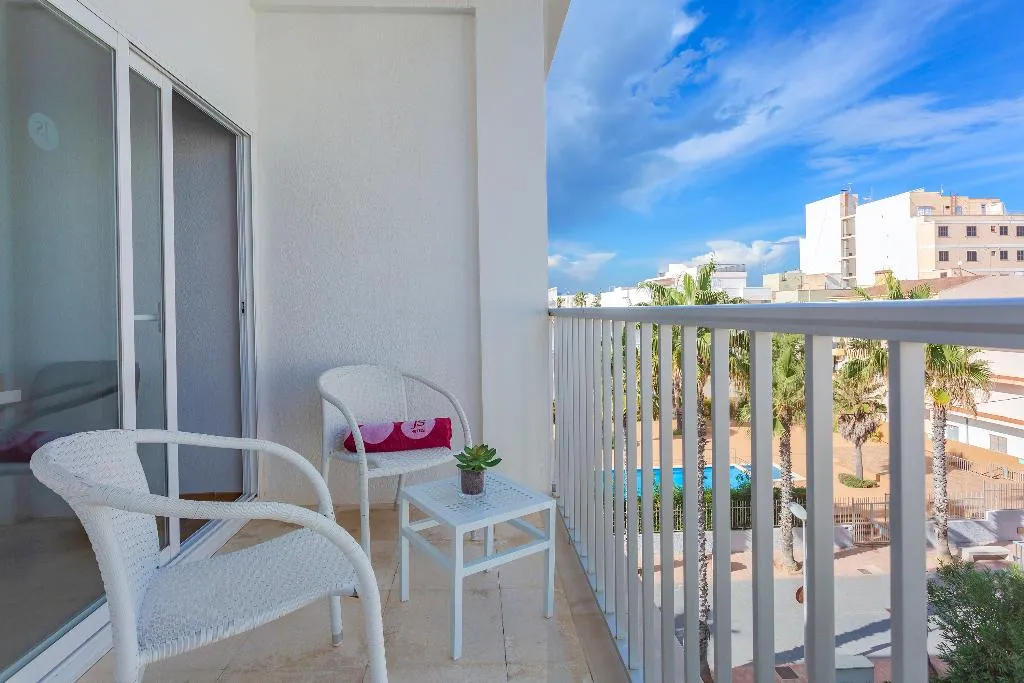 DOUBLE SINGLE USE WITH BALCONY Room, JS Sol Can Picafort, Majorca