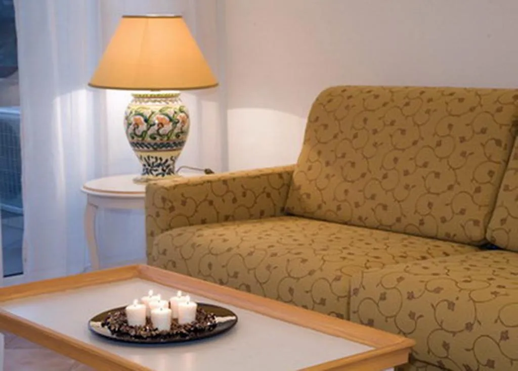 APARTMENT CAPACITY 2 Room, Residence dei Margi, Catania