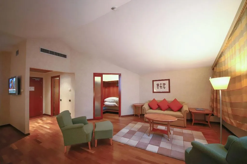 FAMILY ROOM STANDARD Room, Monica Hotel Fiera, Milan