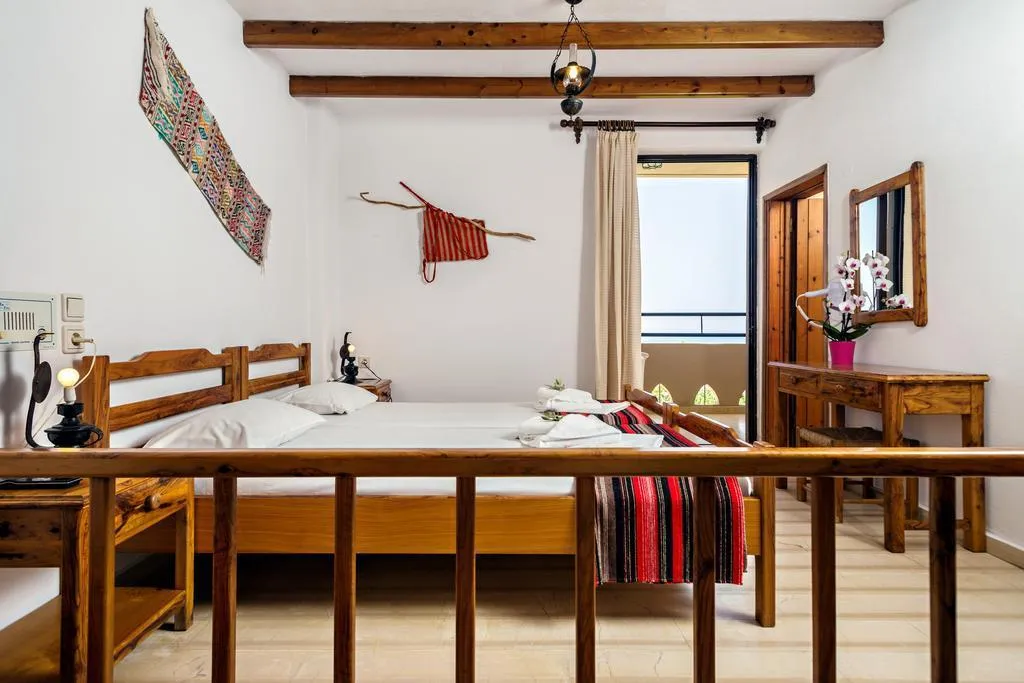 General view, Matzi Apartments, Crete