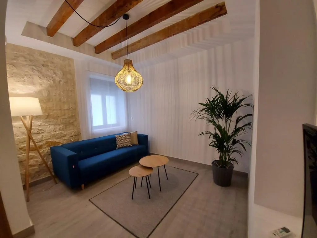 APARTMENT ONE BEDROOM ONE BATHROOM Room, S30 Reina Victoria, Costa Blanca