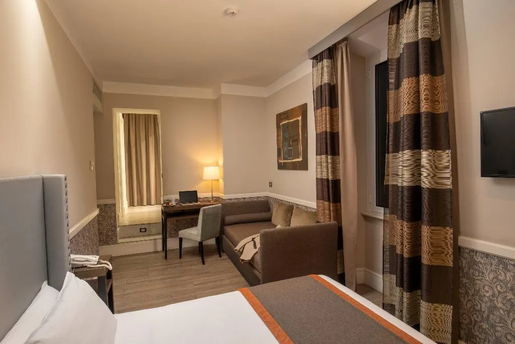 TRIPLE STANDARD Room, Fragrance St Peter Hotel, Rome