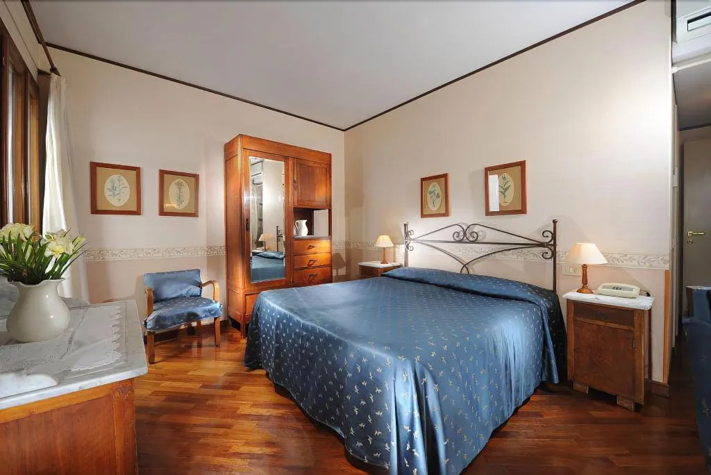 Room, La Calcina Suites, Venice