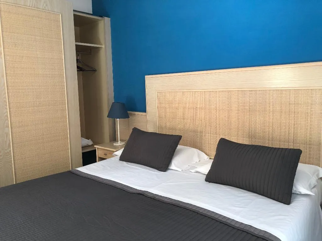 DOUBLE STANDARD Room, Agave Hotel, Naples