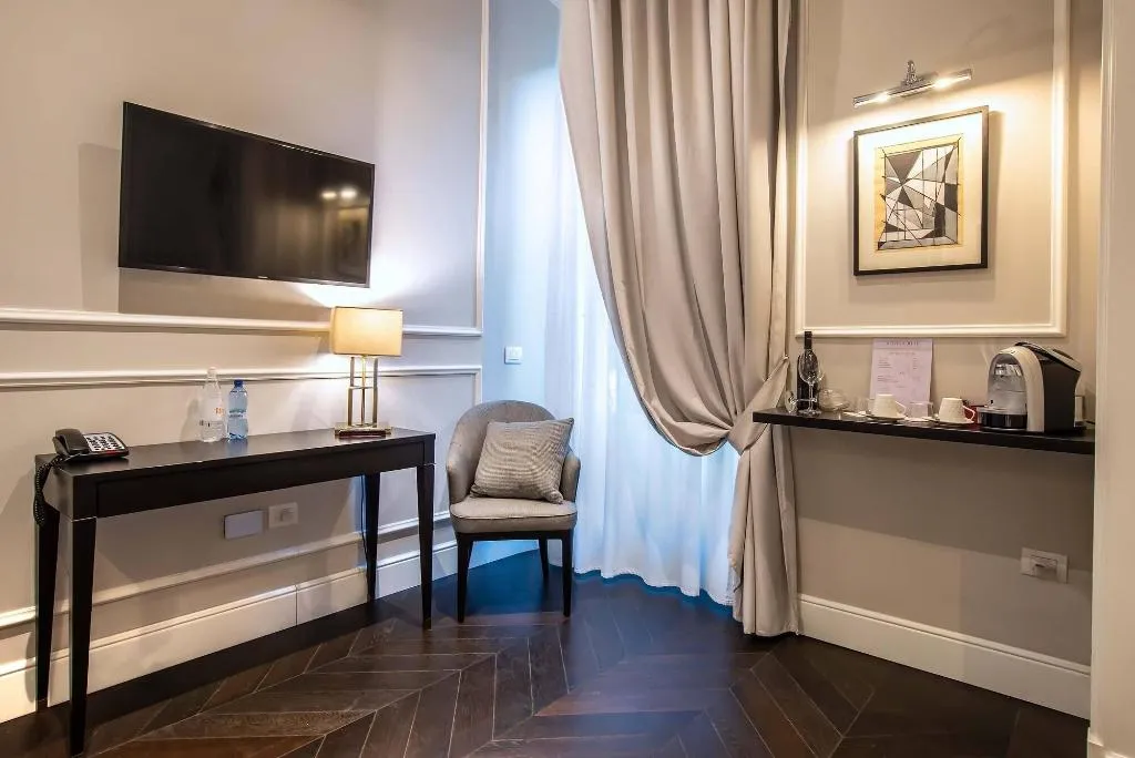 Room, Florence Luxury Suites, Florence