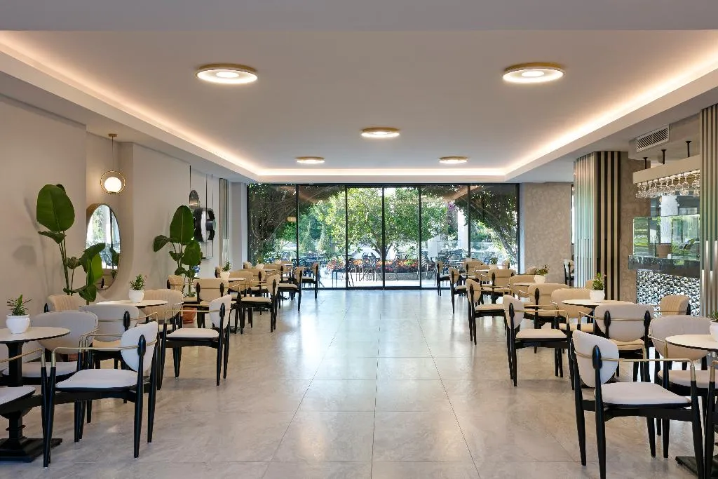 Bar, Mövenpick Resort Antalya Tekirova, Antalya