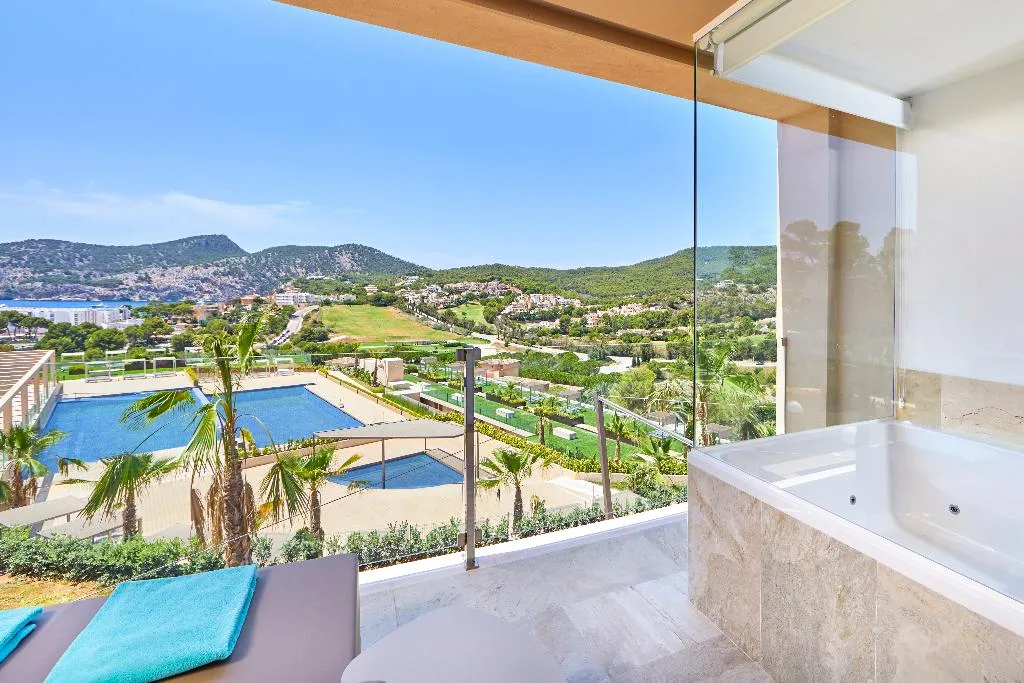 JUNIOR SUITE CAPACITY 1 Room, Zafiro Palace Andratx, Majorca