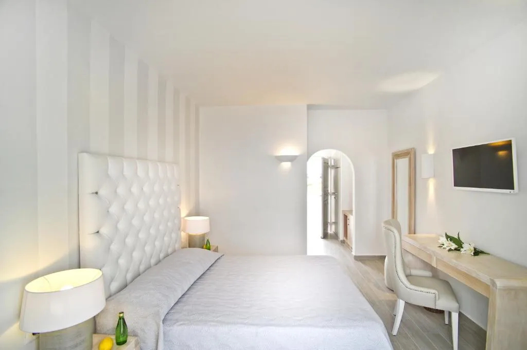 DOUBLE SUPERIOR Room, Santorini Palace, Santorini