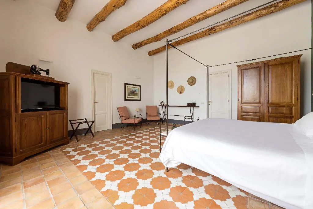 FAMILY ROOM STANDARD Room, Relais Regina Giovanna, Naples