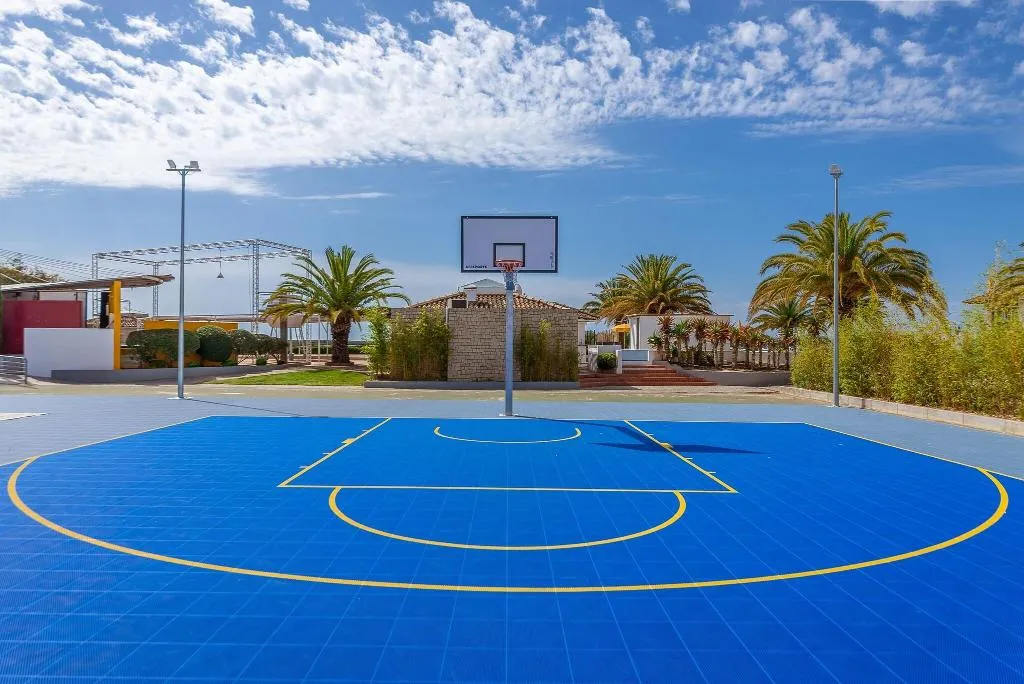 Sports and Entertainment, Golden Club Cabanas, Algarve