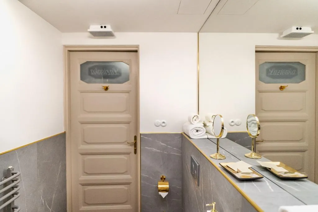 DOUBLE COMFORT Room, Hotel H15 Francuski Old Town - Destigo Hotels, Krakow