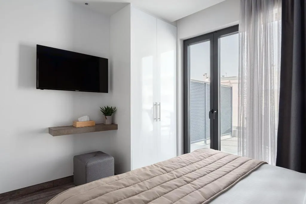 Room, Athenian Spirit, Athens