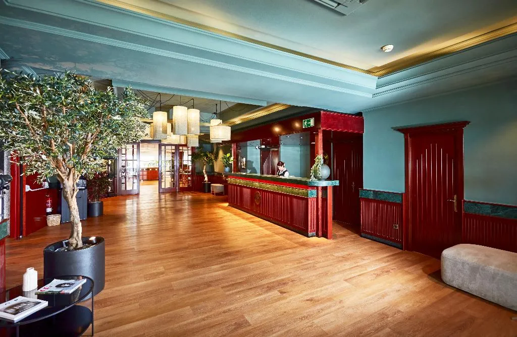 Lobby, Prestige Victoria, Costa Brava
