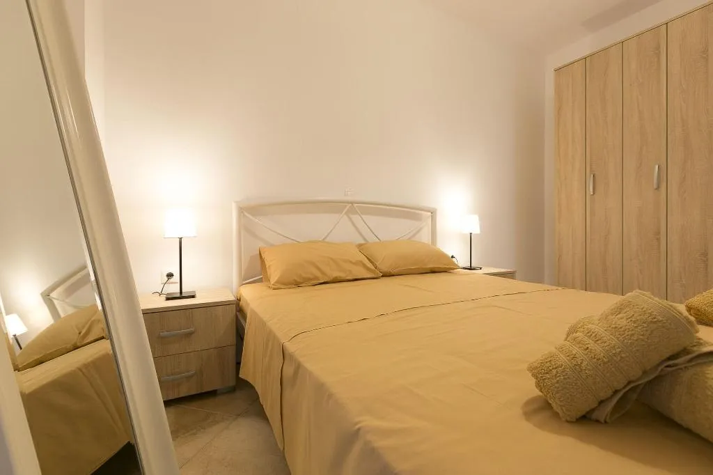 Room, Velia Seaside Apartments, Thessaloniki