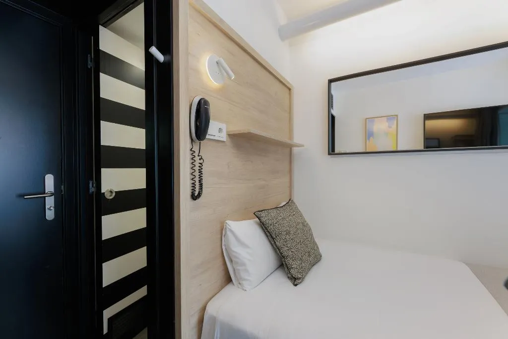 SINGLE STANDARD Room, Casa Lit Barcelona, Barcelona