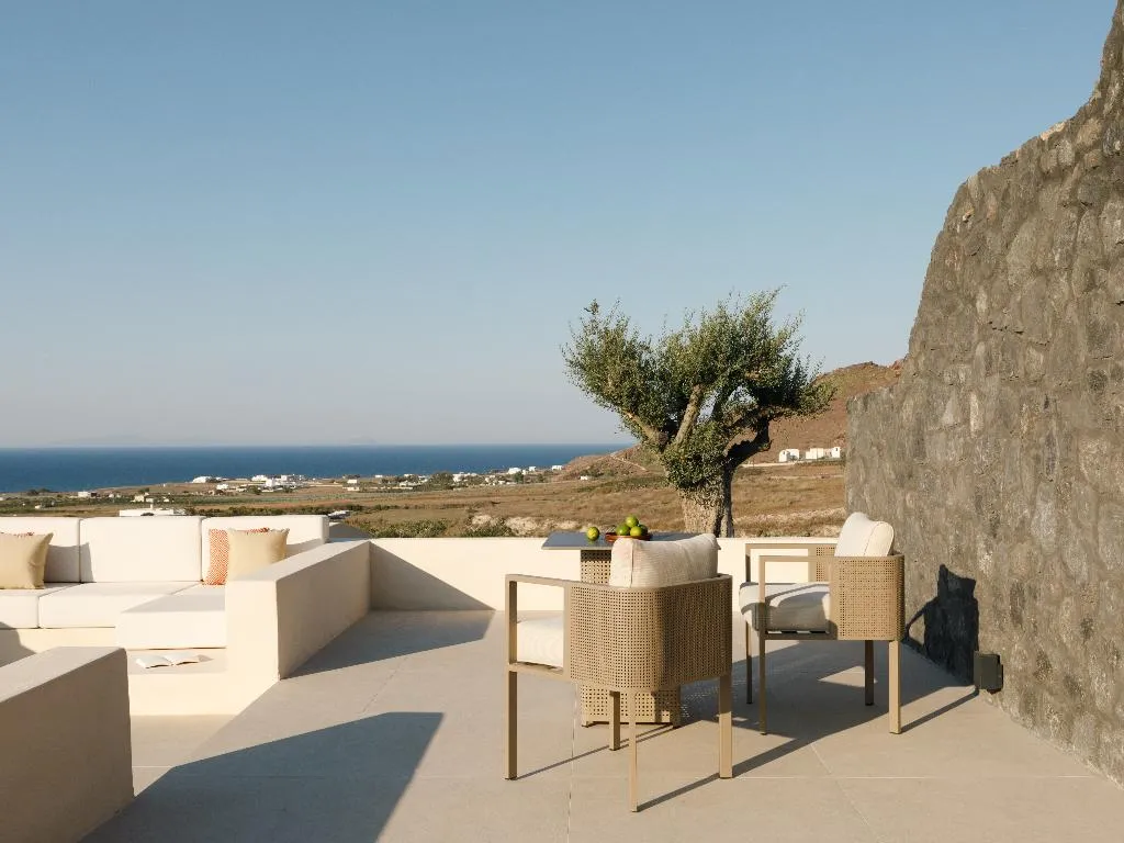 VILLA WITH PRIVATE POOL Room, Elysian Retreat, Santorini