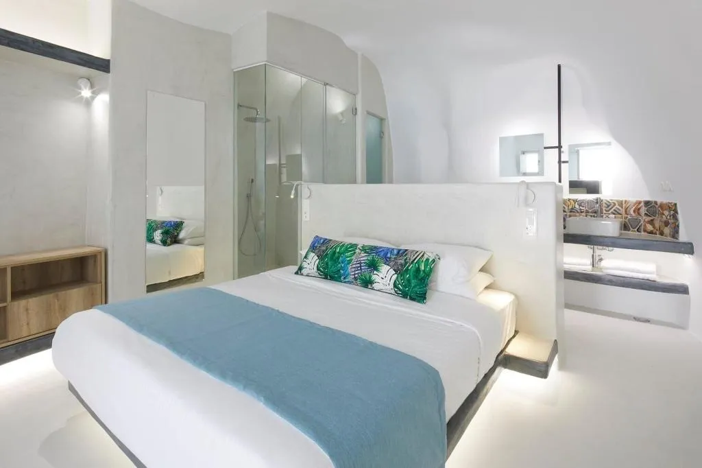 Room, Edem Luxury Hotel, Santorini