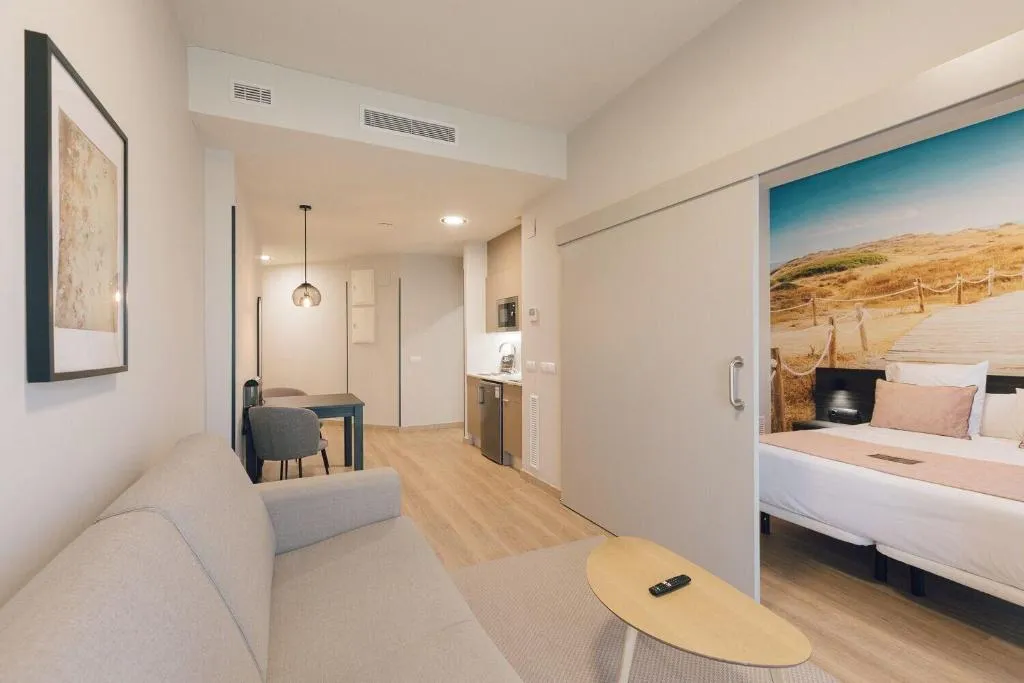 Room, Palau Suites & Apartments, Valencia