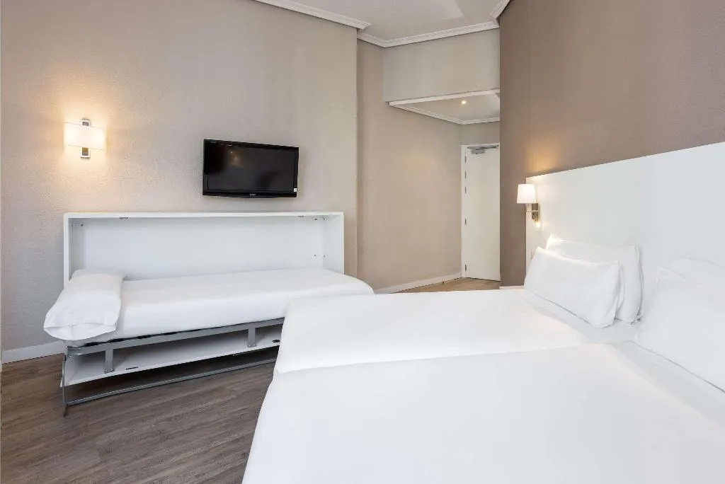 TRIPLE STANDARD Room, Zel Madrid, Madrid