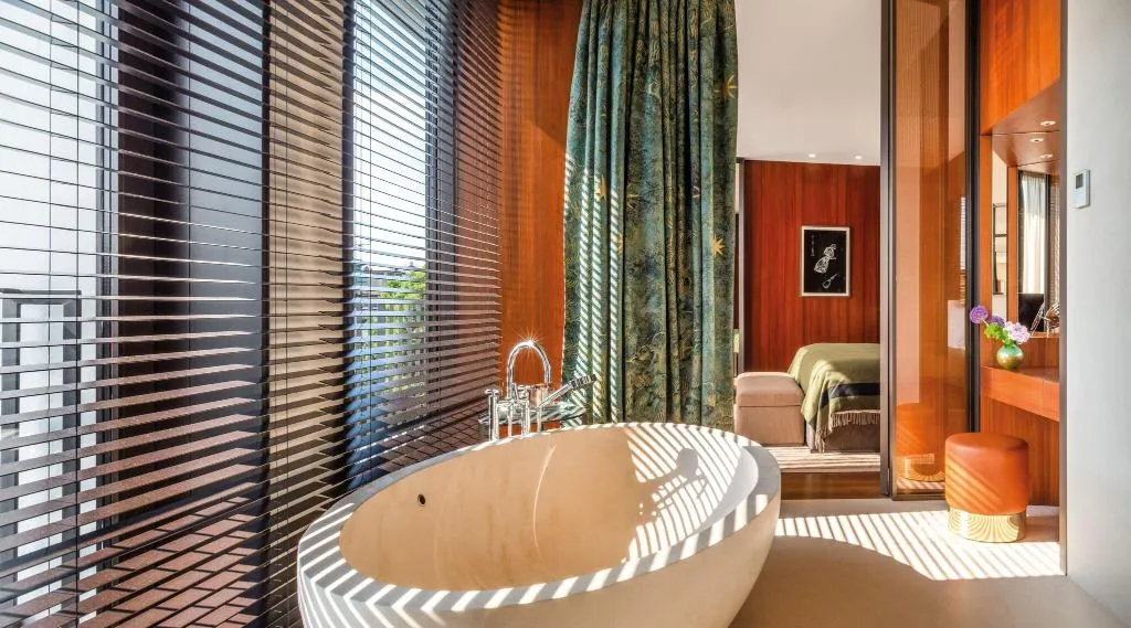 Room, Bulgari Milan, Milan